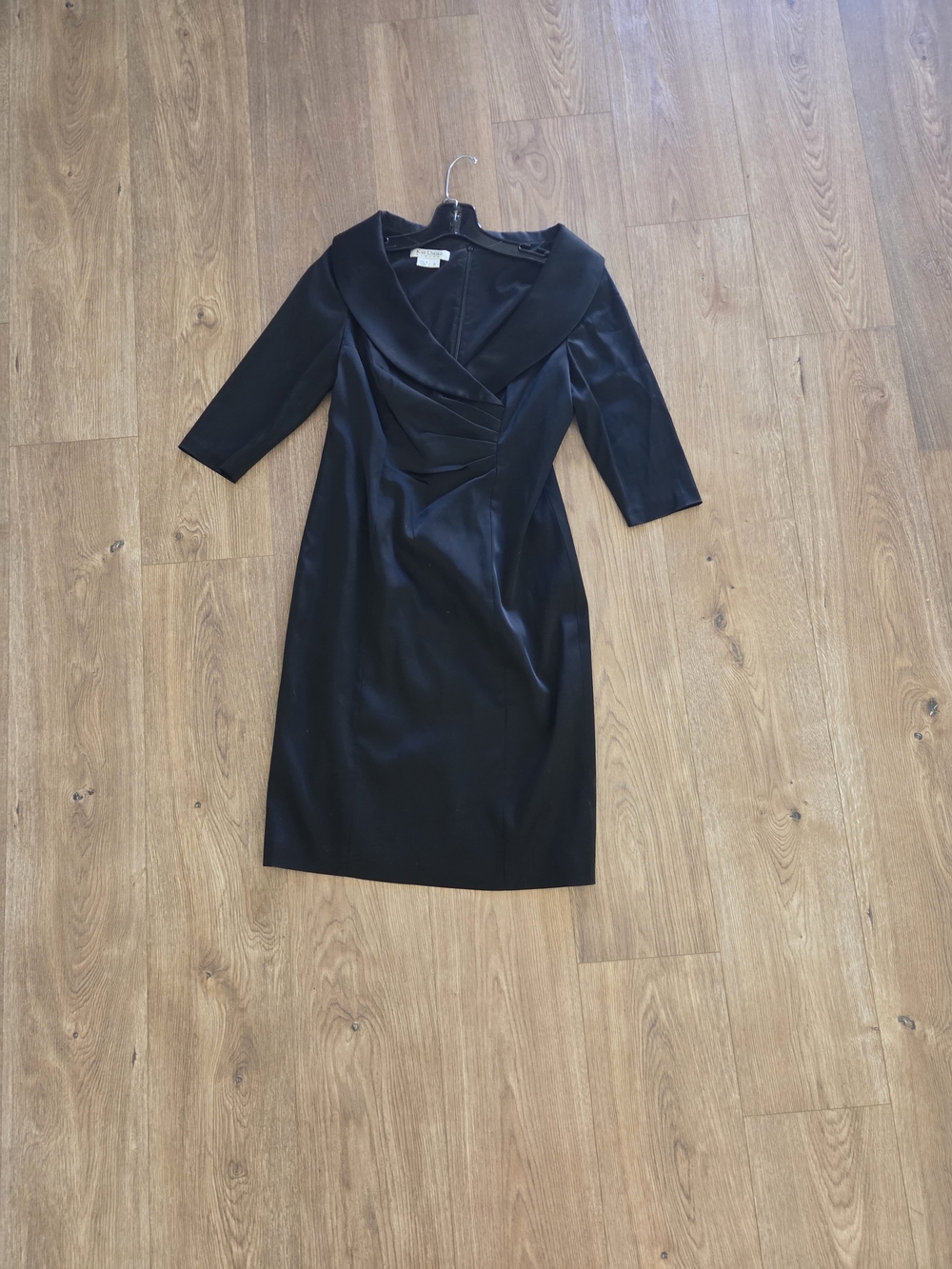 Kay Unger Black Satin-Trim Midi Dress